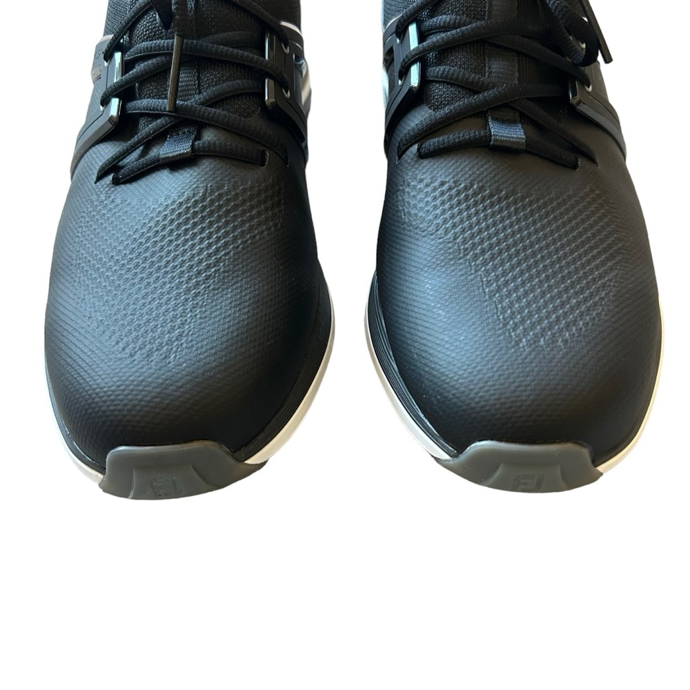 FootJoy Men's HyperFlex Golf Shoe 51117 black lace up cleats waterproof size 12 - Picture 2 of 9